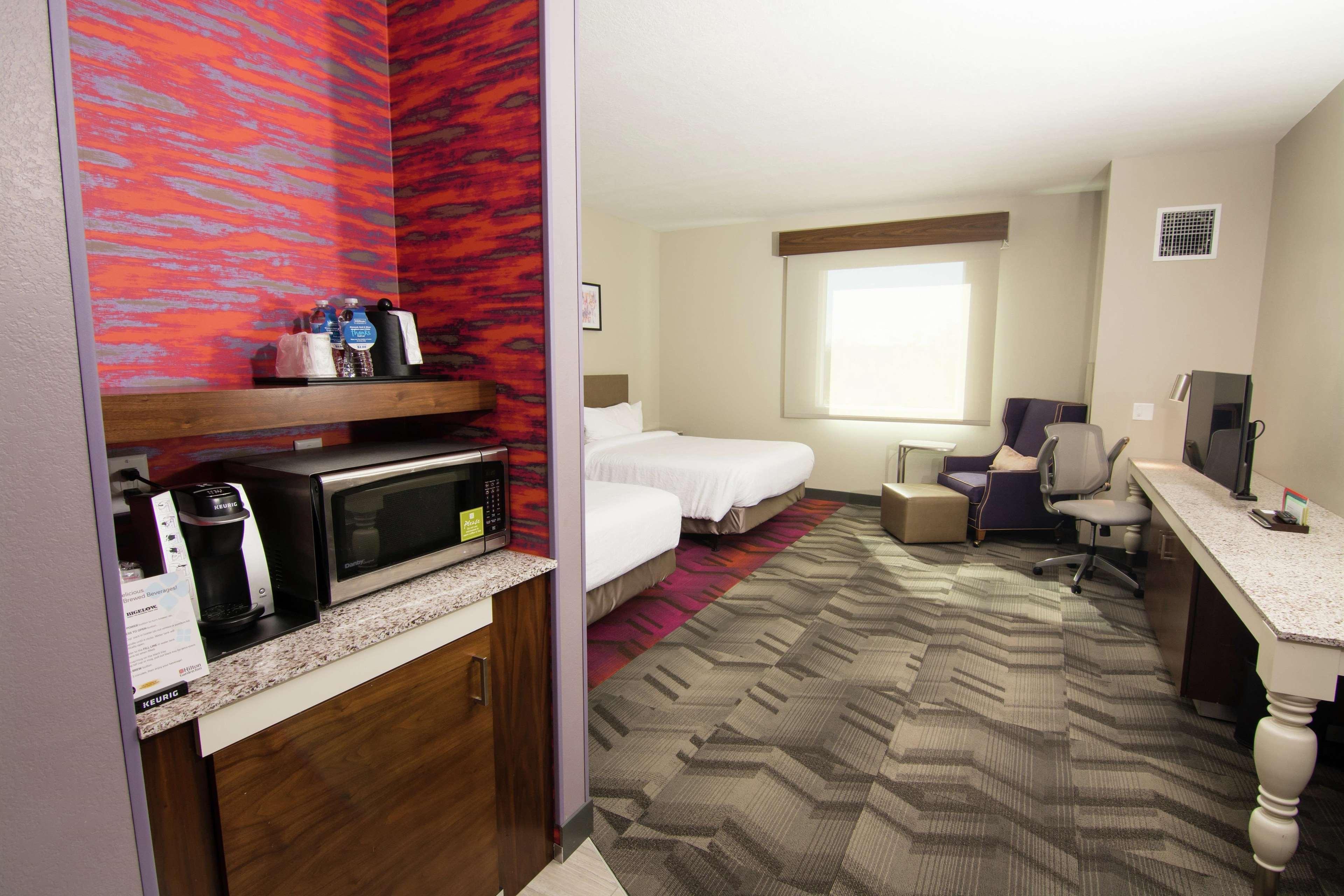 Hilton Garden Inn Tampa Suncoast Parkway Lutz Exterior photo